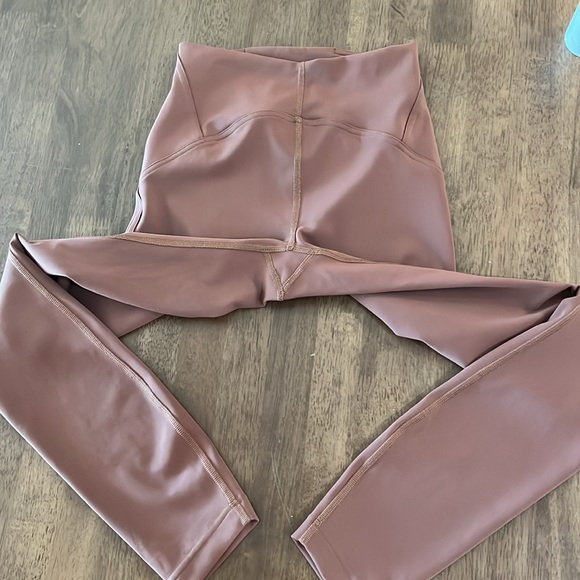 Lululemon InStill High-Rise Tight 25” Clay Brown Size 2 Yoga Sculpt Leggings - Picture 4 of 10